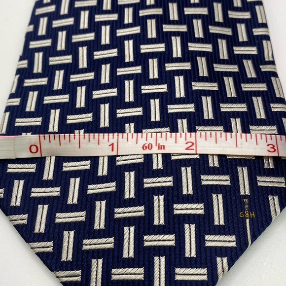 Gieves & Hawkes Classic Navy and White Geometric Tie